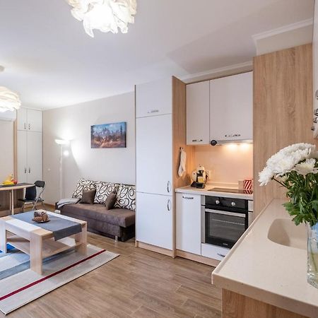 Chic 1Br Flat - Technical University & Hospital Sofia Eksteriør bilde